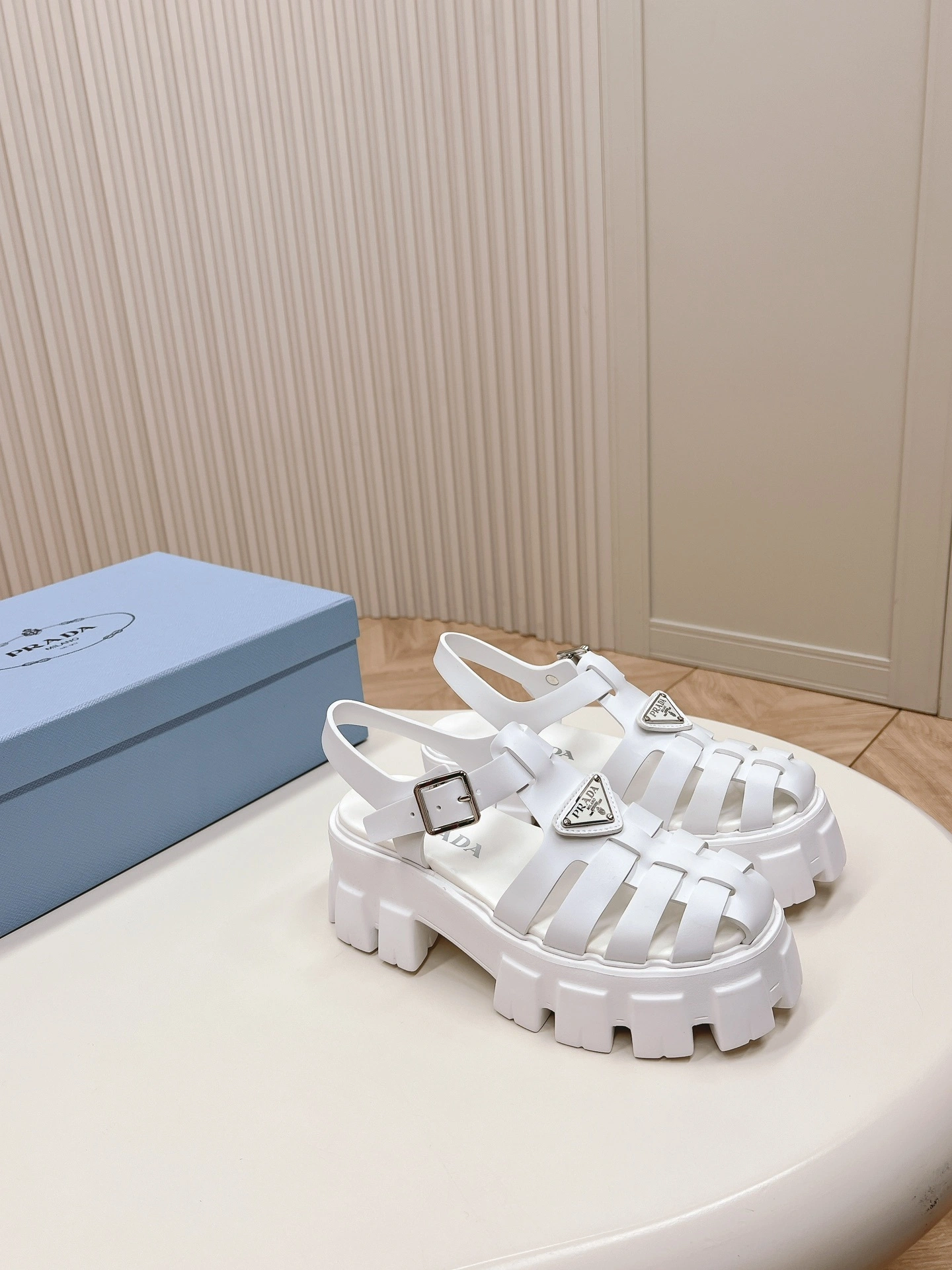 COCO--- Pr141 1X853M_3LKK_F0009_F_DD55 1X853M_3LKK_F0009_F_055 Thick soles：5.5cm item:D-X062E2006W